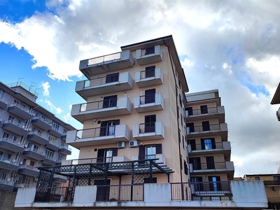 Appartamento in affitto a Ragusa Piazza Croce