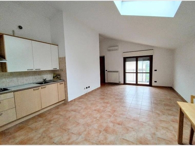 Appartamento in vendita a Bareggio, Via Vigevano, 49 - Bareggio, MI