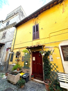 Appartamento in Via Del Castelletto, 3, Marino (RM)