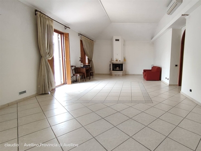 Appartamento in Via Paolo iv Carafa 34 in zona Semicentro a Avellino