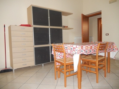 Bilocale in Affitto a Catanzaro, zona Lido Lungomare, 450€, 50 m², arredato