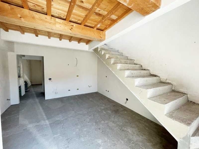 Casa Indipendente in Vendita ad Vecchiano - 220000 Euro