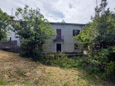 Casa Indipendente in Via Lungo Fibreno, Snc, Isola del Liri (FR)