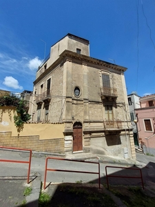 Casa singola in Piazza San Giovanni a Lentini