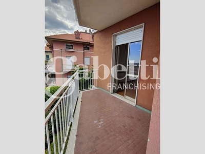 Quadrilocale in Vendita a Biella, 78'000€, 85 m²