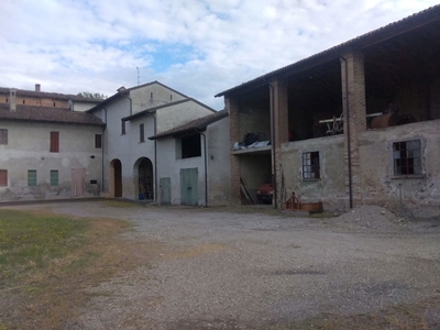 Rustico in Via Alessandro Manzoni, 22, Fiorenzuola d'Arda (PC)