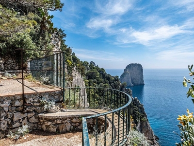 Villa di 370 mq in vendita Capri, Italia