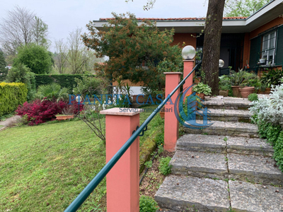 villa in vendita a Lesmo