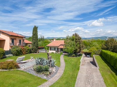 villa in vendita a Pescantina