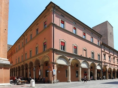 Appartamento in vendita a Bologna via Altabella