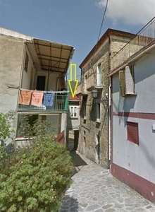 Appartamento indipendente in Via San Pietro a Serramezzana