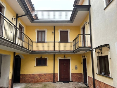 Casa singola in ottime condizioni in zona Catelde a Giffoni Valle Piana