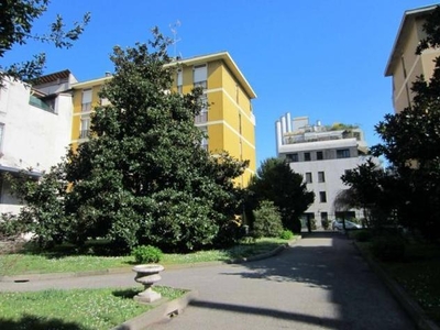 Quadrilocale arredato in affitto, Milano * san babila, v giornate, l.go augusto, monforte