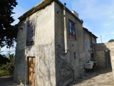 Rustico casale in vendita a Serradifalco Caltanissetta