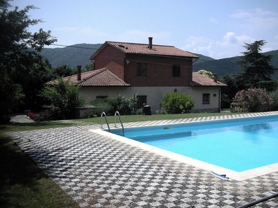 Villa Nonno Cortona con piscina