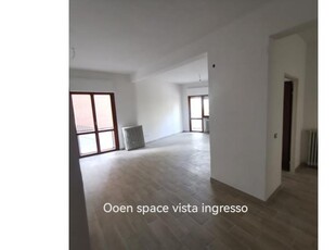 Appartamento in vendita a Teramo, Frazione Centro città, Viale Bovio 115