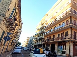 Appartamento in Via Aspromonte 31 in zona Centro a Reggio Calabria