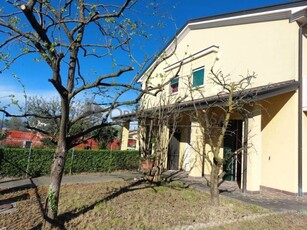 Casa Bi - Trifamiliare in Vendita a Cervarese Santa Croce Cervarese Santa Croce - Centro