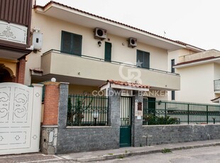 Casa indipendente in vendita a Cardito - Zona: Carditello