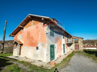 Casa indipendente in vendita a Piana Crixia