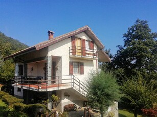 Casa singola in ottime condizioni a Mongiardino Ligure