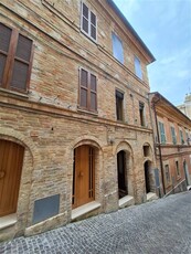 Casa singola in Via del Cavaliere a Acquaviva Picena