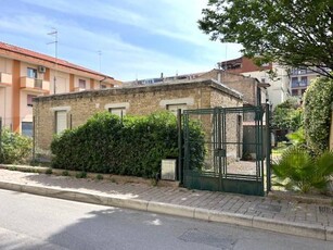 Casa singola in Via Ronchi, 69 a Pescara