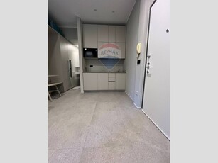 Monolocale in Affitto a Milano, zona P.ta Genova, 1'100€, 22 m², arredato