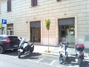 Negozio in Affitto a Roma, 1'500€, 50 m²