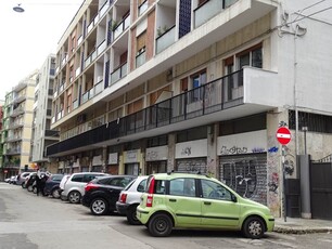 Negozio / Locale in vendita a Bari - Zona: Carrassi