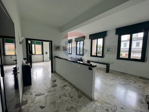 Quadrilocale in Vendita a Como, zona Centro, 849'000€, 185 m²