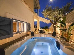 Romantic Apulian Villa W\/Hot Tub Sea Front