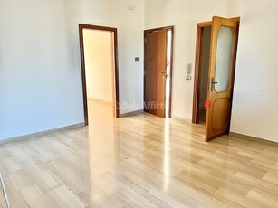 Trilocale in Affitto a Bari, zona San Giorgio, 800€, 120 m²