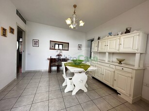 Casa Semi Indipendente in Affitto a Chieti, zona Chieti Scalo Zona Università, 275€, 73 m², arredato