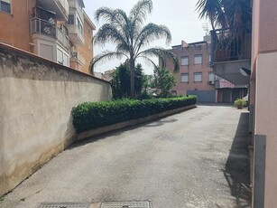 Trilocale in Vendita a Palermo, 184'000€, 107 m²