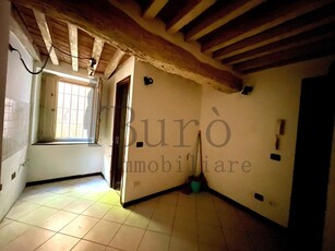Ufficio in Affitto a Parma, zona Centro storico, 200€, 22 m²