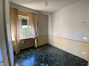 Ufficio in Vendita a Lucca, zona Sant'Anna, 52'000€, 33 m²