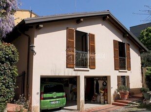 Vendita Casa indipendente Via L. Lana, Modena