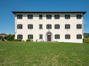 Villa in vendita a Pescia Pistoia