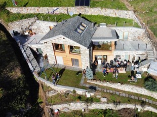 Villa in vendita a Sondrio Espasione Est