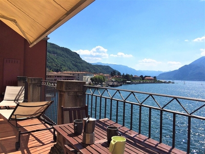 Appartamento vacanze per 4 persone con vista lago