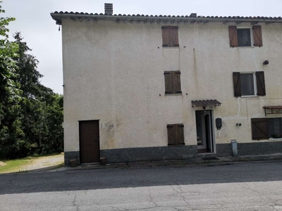 Casa semi indipendente in vendita a Roccavignale