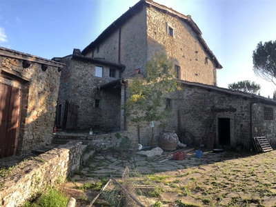 Rustico casale in Località Casole a Greve in Chianti