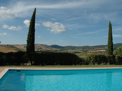 Spazioso casale a Pienza con piscina