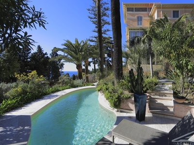 Villa in vendita 6 Stanze da letto a Sanremo
