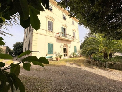 Villa in vendita a Fauglia Pisa Luciana