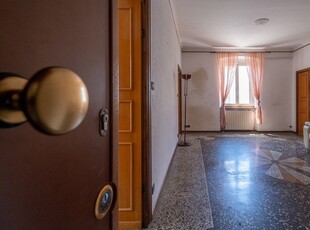 Appartamento 6 locali di 93 m² a Genova