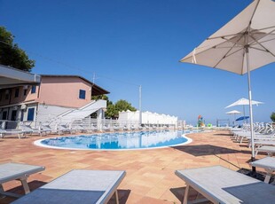 Appartamento a Marina Di Zambrone con piscina