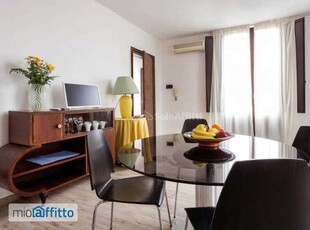 Appartamento arredato con terrazzo Catania