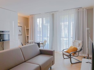 Appartamento di lusso di 60 m² in affitto Via Chiaravalle, 1, Milano, Lombardia